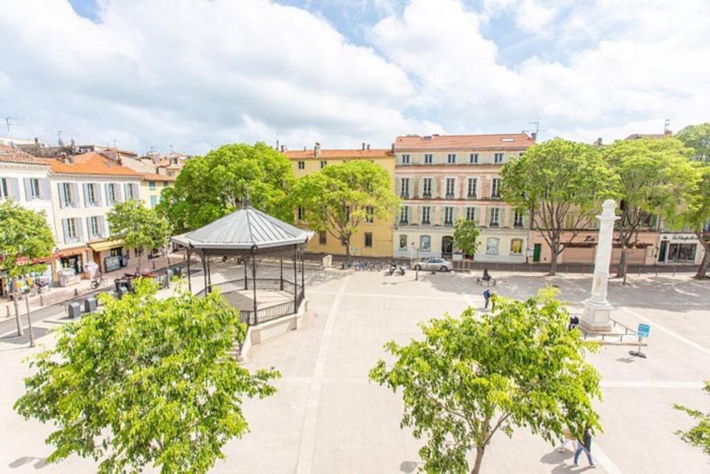Au Coeur Du Viel Antibes - Cosy Appartement Dış mekan fotoğraf