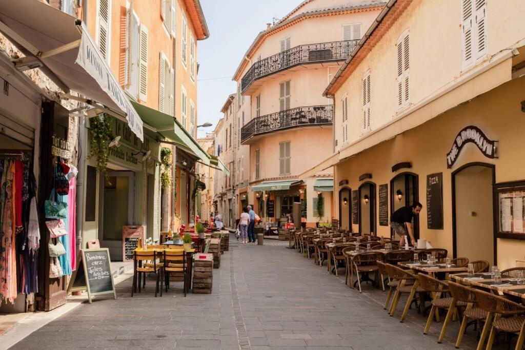 Au Coeur Du Viel Antibes - Cosy Appartement Dış mekan fotoğraf