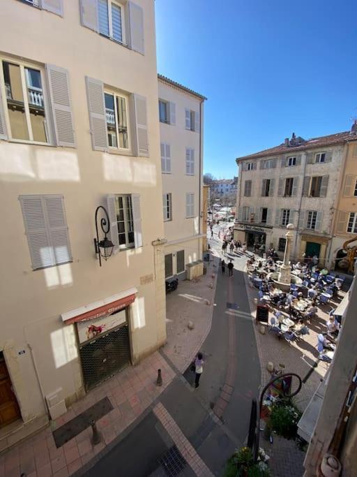 Au Coeur Du Viel Antibes - Cosy Appartement Dış mekan fotoğraf