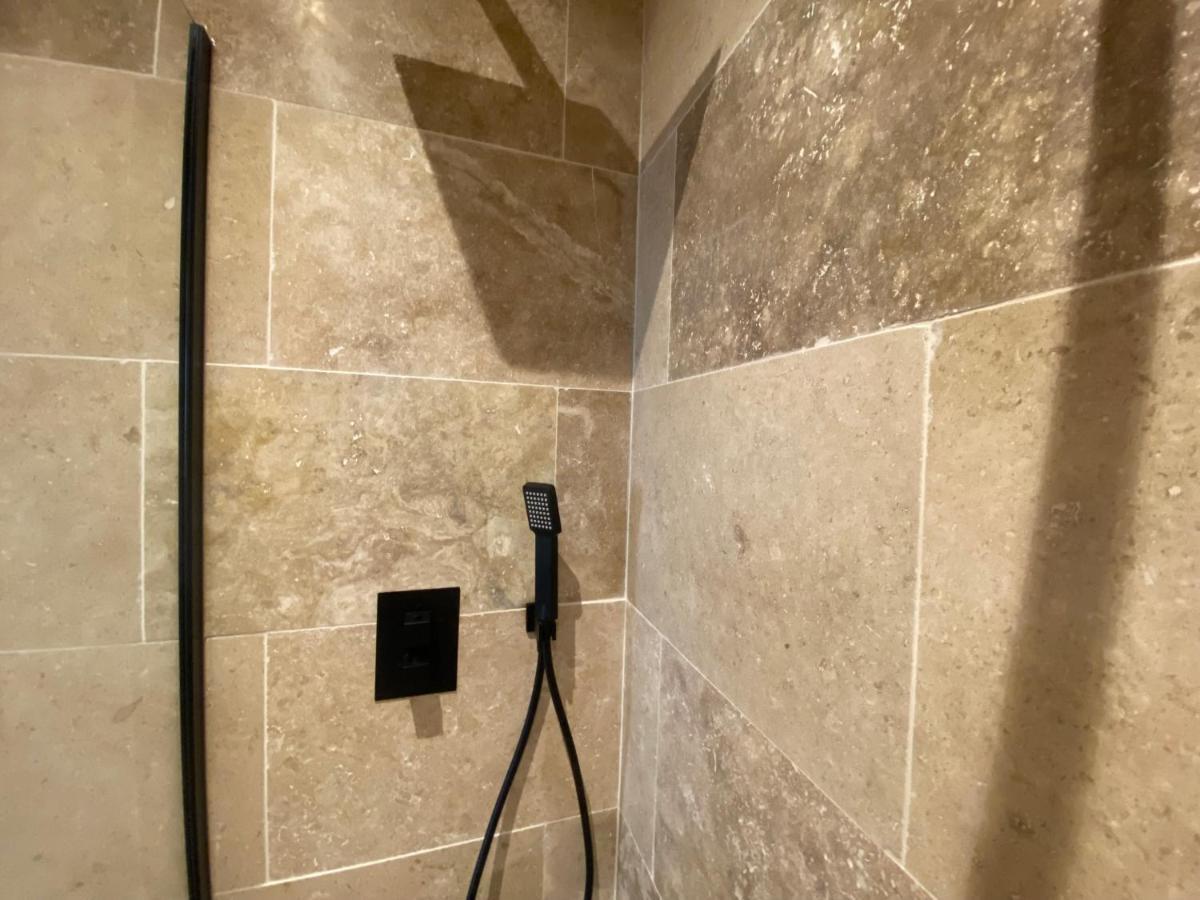 Au Coeur Du Viel Antibes - Cosy Appartement Dış mekan fotoğraf
